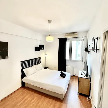 Apartment Studio Brutus
